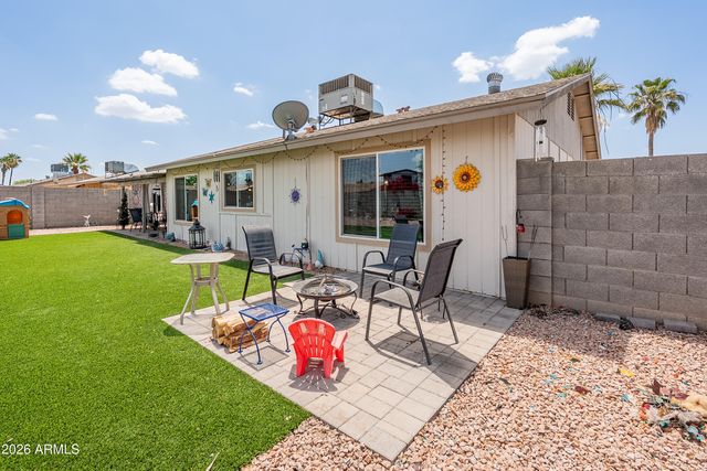 2520 E LIBBY Street, Phoenix, AZ 85032