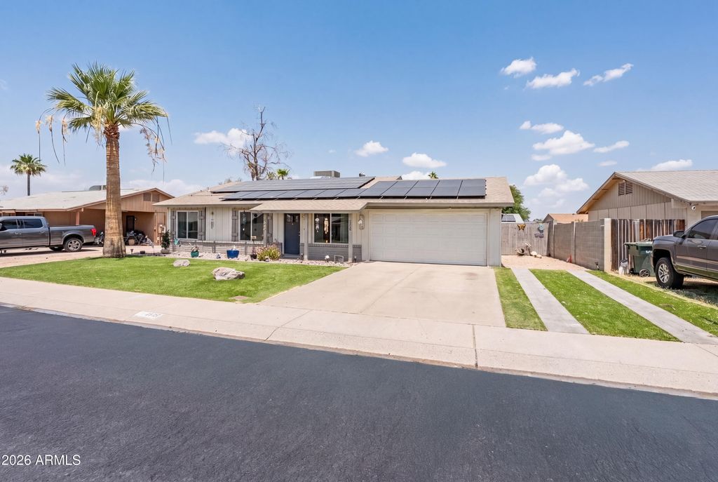 2520 E LIBBY Street, Phoenix, AZ 85032 — photo 2