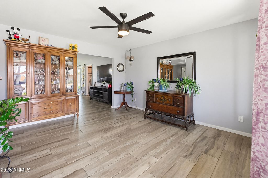 2520 E LIBBY Street, Phoenix, AZ 85032 — photo 4
