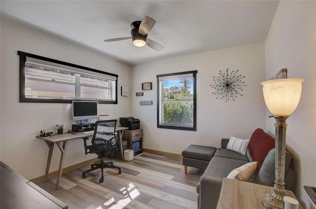 5428 7TH AVENUE N, St Petersburg, FL 33710