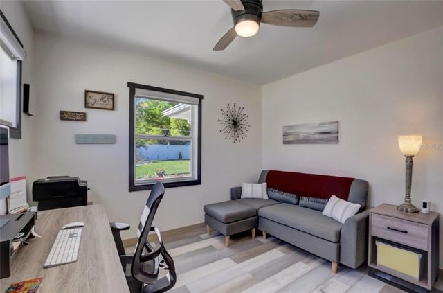 5428 7TH AVENUE N, St Petersburg, FL 33710