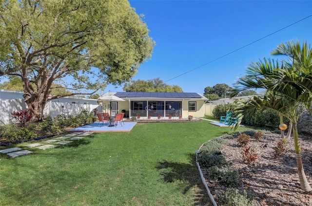 5428 7TH AVENUE N, St Petersburg, FL 33710