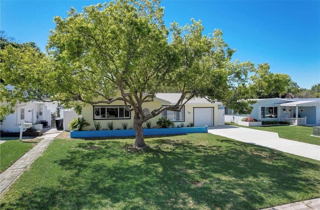 5428 7TH AVENUE N, St Petersburg, FL 33710