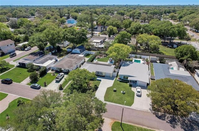 5428 7TH AVENUE N, St Petersburg, FL 33710