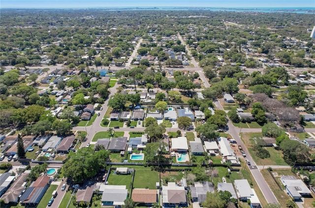 5428 7TH AVENUE N, St Petersburg, FL 33710