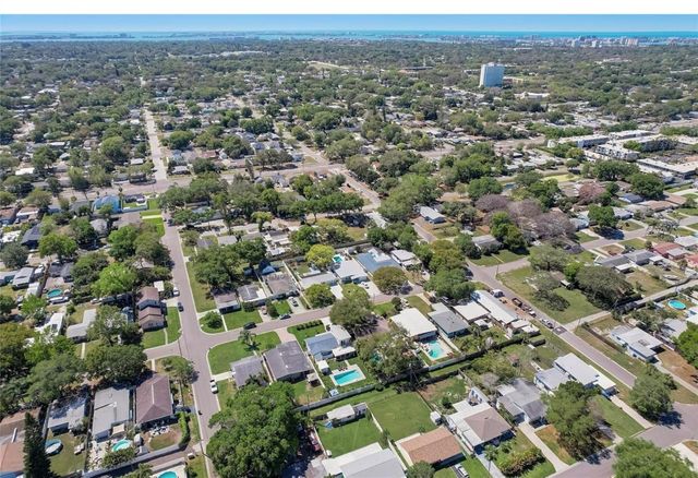 5428 7TH AVENUE N, St Petersburg, FL 33710