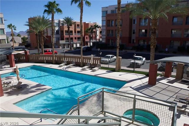 43 East Agate Avenue 302, Las Vegas, NV 89123
