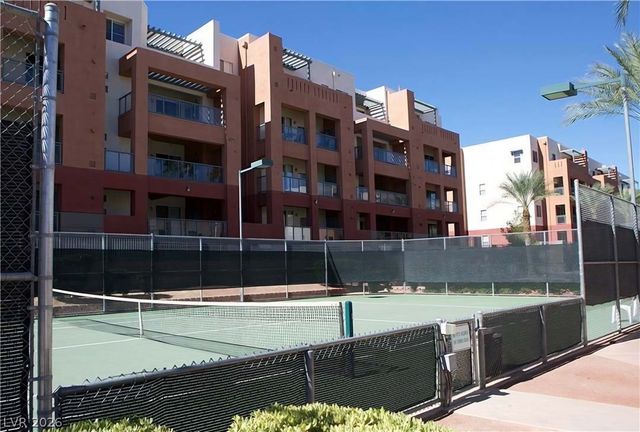 43 East Agate Avenue 302, Las Vegas, NV 89123