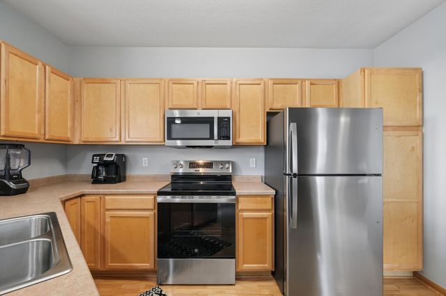 7601 Aldrich Avenue S 401, Richfield, MN 55423