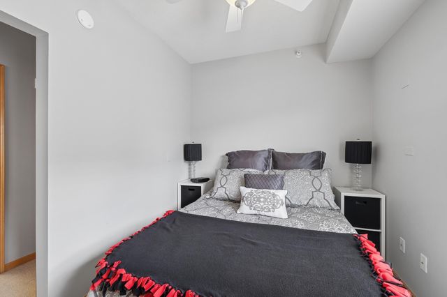 7601 Aldrich Avenue S 401, Richfield, MN 55423