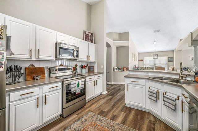 1722 TEALBRIAR AVENUE, Oviedo, FL 32765