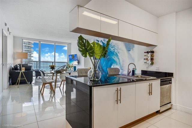 1750 N Bayshore Dr 5203, Miami, FL 33132