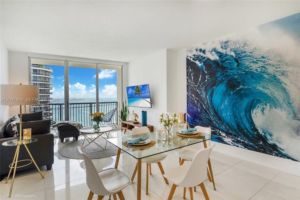 1750 N Bayshore Dr 5203, Miami, FL 33132