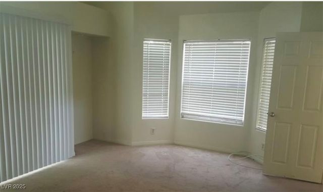 6974 Emerald Springs Lane, Las Vegas, NV 89113