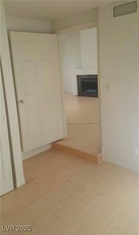 6974 Emerald Springs Lane, Las Vegas, NV 89113