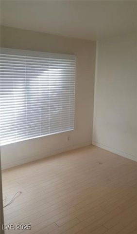 6974 Emerald Springs Lane, Las Vegas, NV 89113