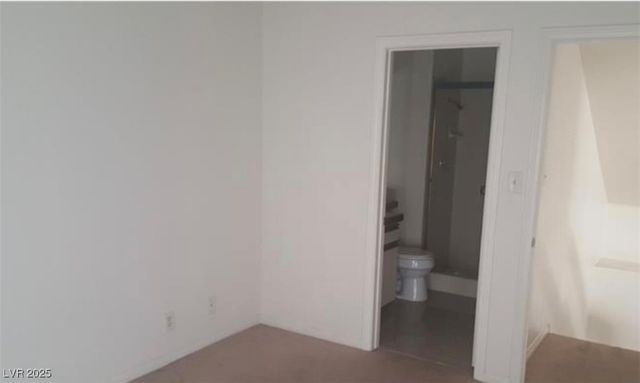 6974 Emerald Springs Lane, Las Vegas, NV 89113