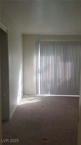 6974 Emerald Springs Lane, Las Vegas, NV 89113