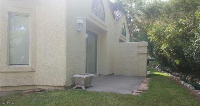 6974 Emerald Springs Lane, Las Vegas, NV 89113