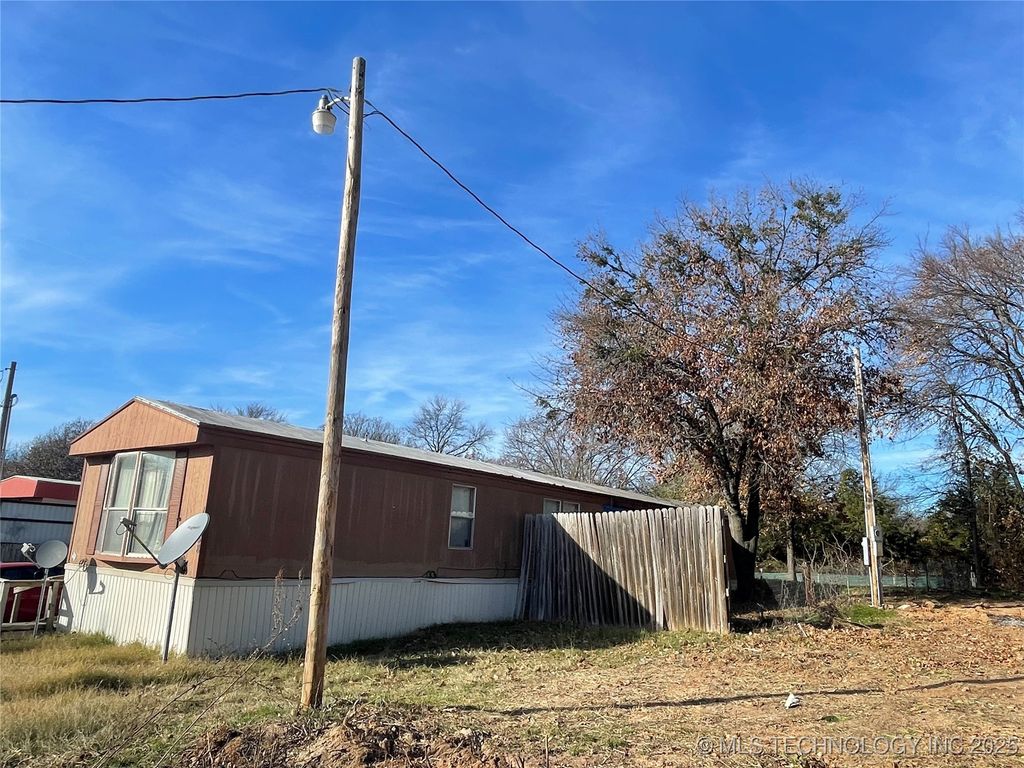 13358 Cardinal Lane, Kingston, OK 73439