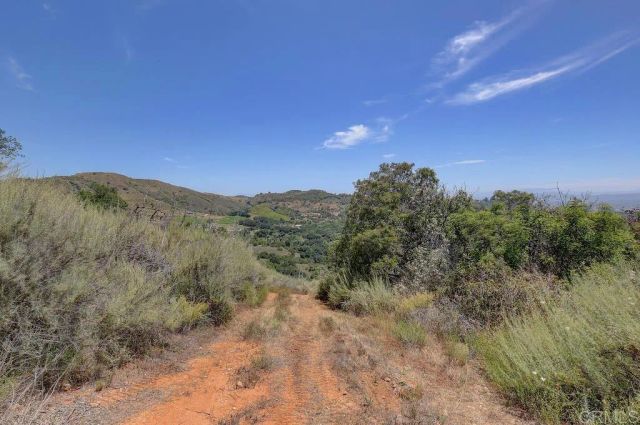 Camino Estribo 940220003, Temecula, CA 92590