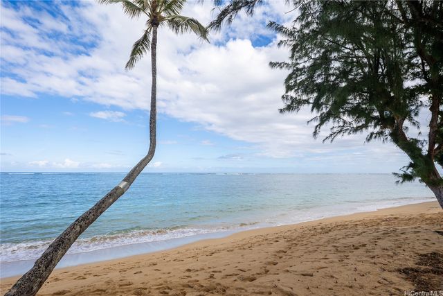 53-549 Kamehameha Highway 209, Hauula, HI 96717