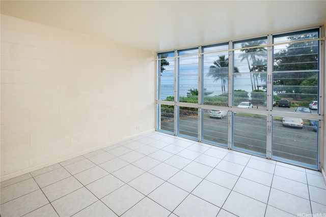 53-549 Kamehameha Highway 209, Hauula, HI 96717