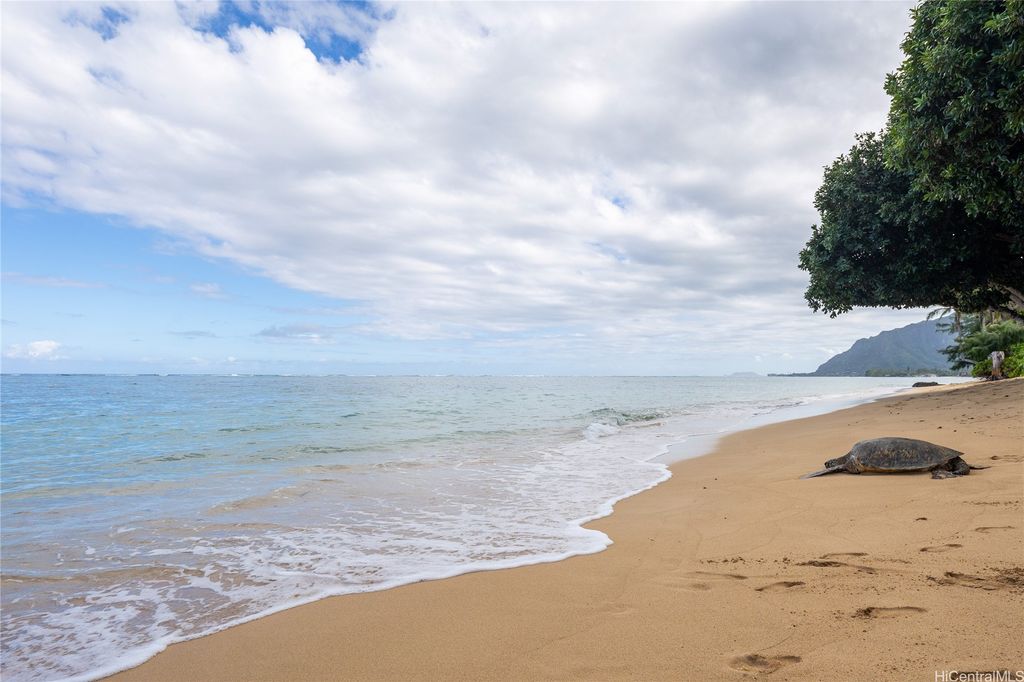 53-549 Kamehameha Highway 209, Hauula, HI 96717