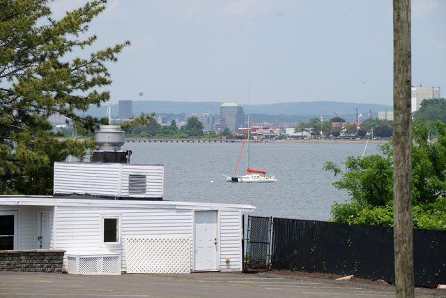 19 Rhea Street, New Haven, CT 06512