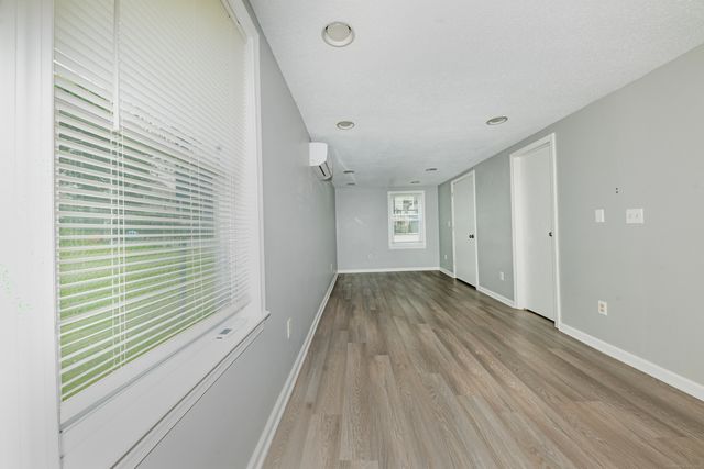 19 Rhea Street, New Haven, CT 06512