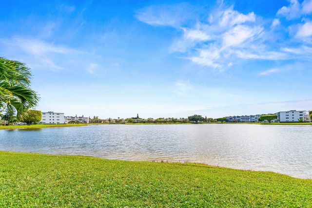 2056 Exeter D, Boca Raton, FL 33434