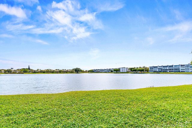 2056 Exeter D, Boca Raton, FL 33434