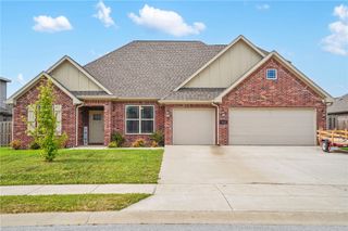 467 Tartaglia Avenue, Springdale, AR 72762