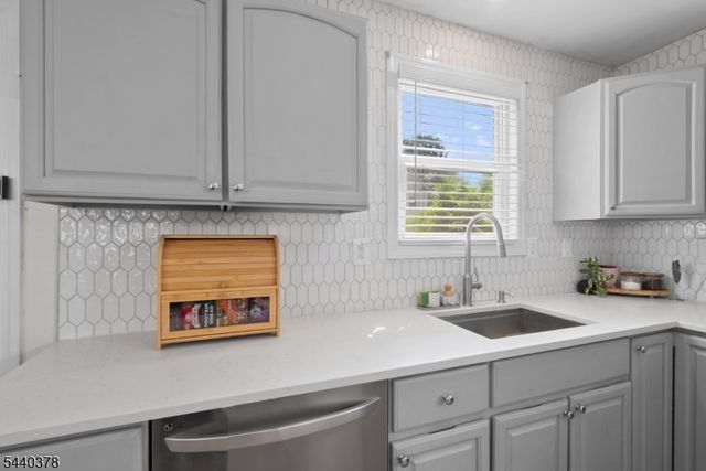 10 Arcadia Pl, Union Twp., NJ 07088