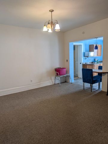 208 S Washington Avenue, Ludington, MI 49431