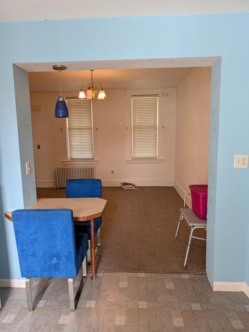 208 S Washington Avenue, Ludington, MI 49431
