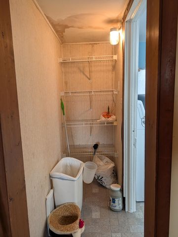208 S Washington Avenue, Ludington, MI 49431