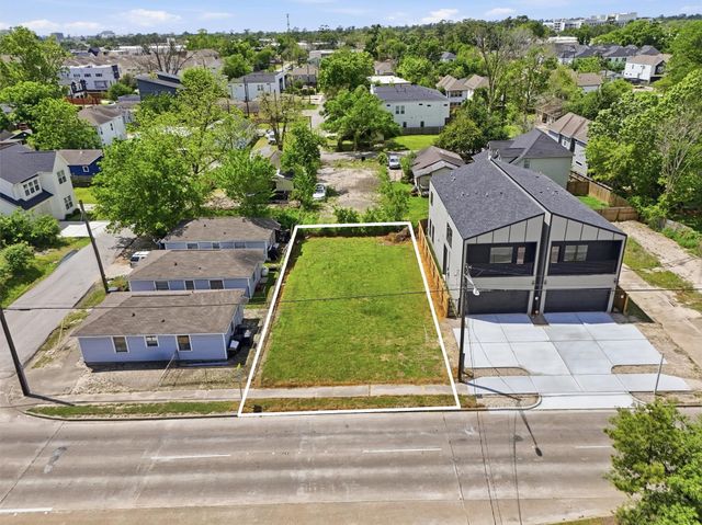 4113 Yale Street, Houston, TX 77018