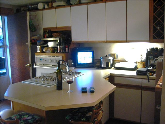 5884 Ellsworth Ave, Shadyside, PA 15232
