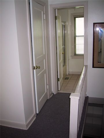5884 Ellsworth Ave, Shadyside, PA 15232