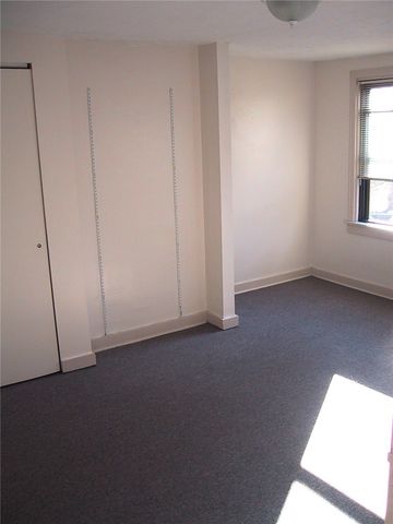 5884 Ellsworth Ave, Shadyside, PA 15232