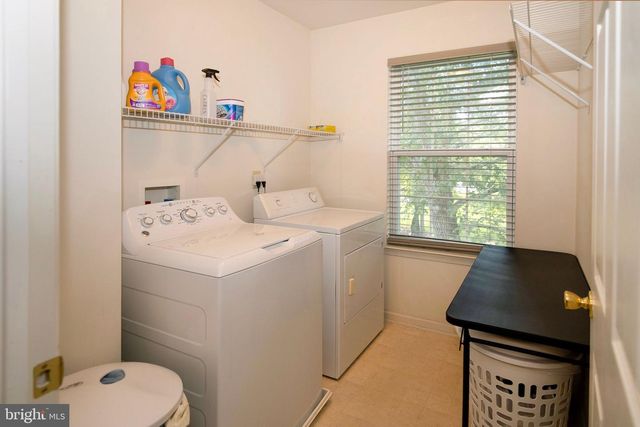 7 GOOSE NECK LN, Sicklerville, NJ 08081
