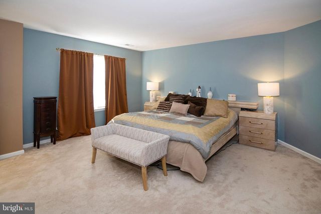 7 GOOSE NECK LN, Sicklerville, NJ 08081