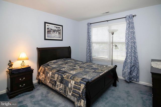 7 GOOSE NECK LN, Sicklerville, NJ 08081