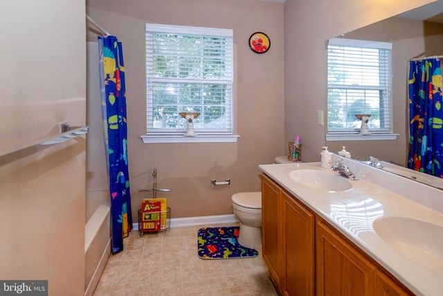 7 GOOSE NECK LN, Sicklerville, NJ 08081