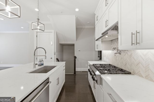 2070 Wheaton Way, Atlanta, GA 30328