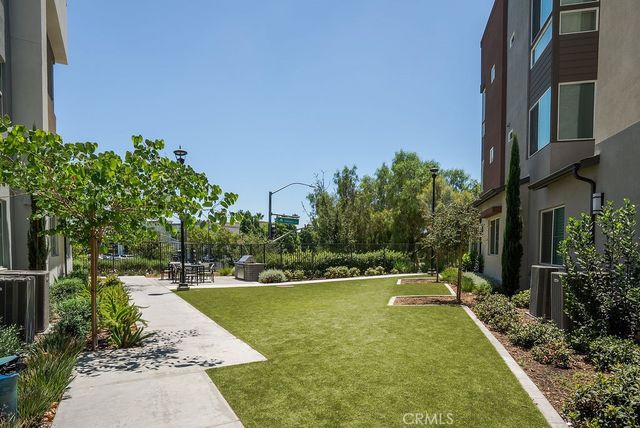 1000 N Tangent Privado 202, Ontario, CA 91764