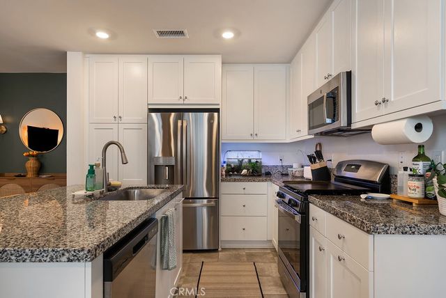 1000 N Tangent Privado 202, Ontario, CA 91764