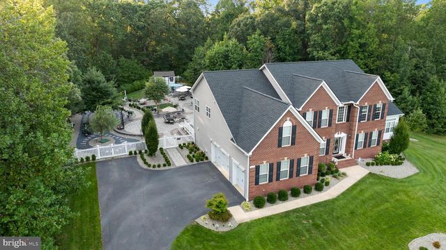 6865 CROCKETT CT, Hughesville, MD 20637