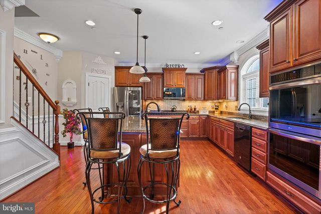 6865 CROCKETT CT, Hughesville, MD 20637